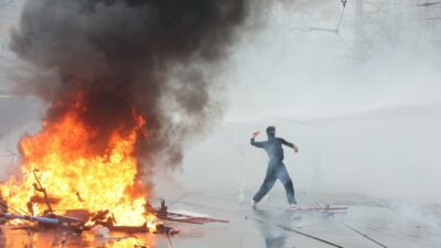 Τρύπιο σωσίβιο ο αντιρωσισμός για τις ευρωπαϊκές ελίτ... Απόστολος Αποστολόπουλος