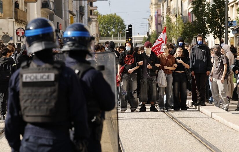 Φλέγεται από τις μαθητικές διαδηλώσεις η Γαλλία – Άγρια επεισόδια (video)