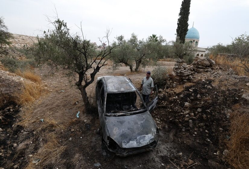 υτική Όχθη: Εβραίοι έποικοι επιτέθηκαν και σε αντιπροσωπεία της ΕΕ! (video) – Ξυλοκόπησαν Γάλλο δήμαρχο