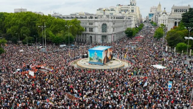 Σκοτεινό το μέλλον που προσφέρει η Ευρώπη στους νέους, Απόστολος Αποστόλου