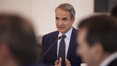 Η ύβρις, οι 400 και η φυγή αλά Αφγανιστάν (κυβέρνηση)... Μάκης Ανδρονόπουλος